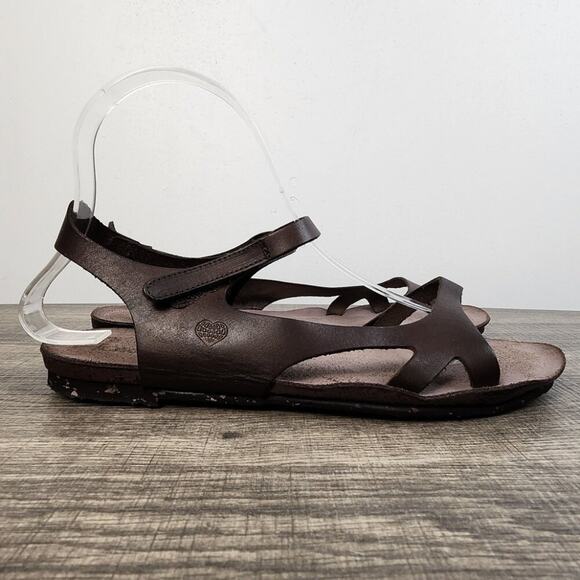 TakeMe Brown Gorpcore Sandals Size 39 or 8.5 Summer Trail Vacation Tropical - Picture 1 of 7